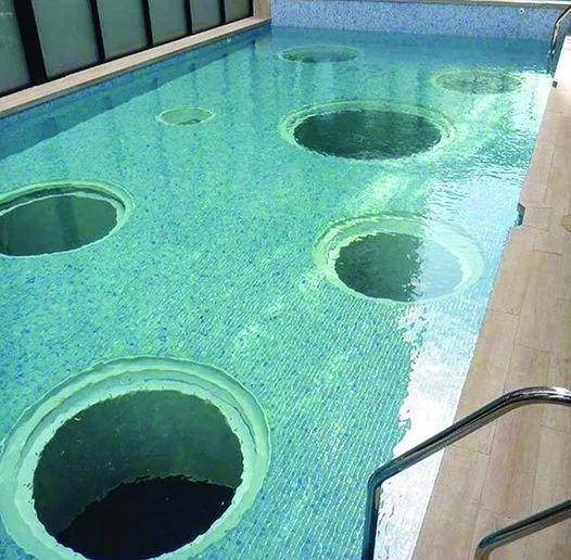 submechanophobia triggering pool with wholes.