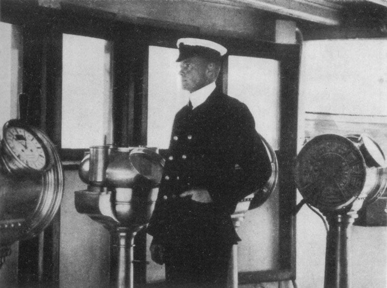 Charles Lightoller as First Officer on the Oceanic prior to joining the Titanic. (Source: Titanic Officers)