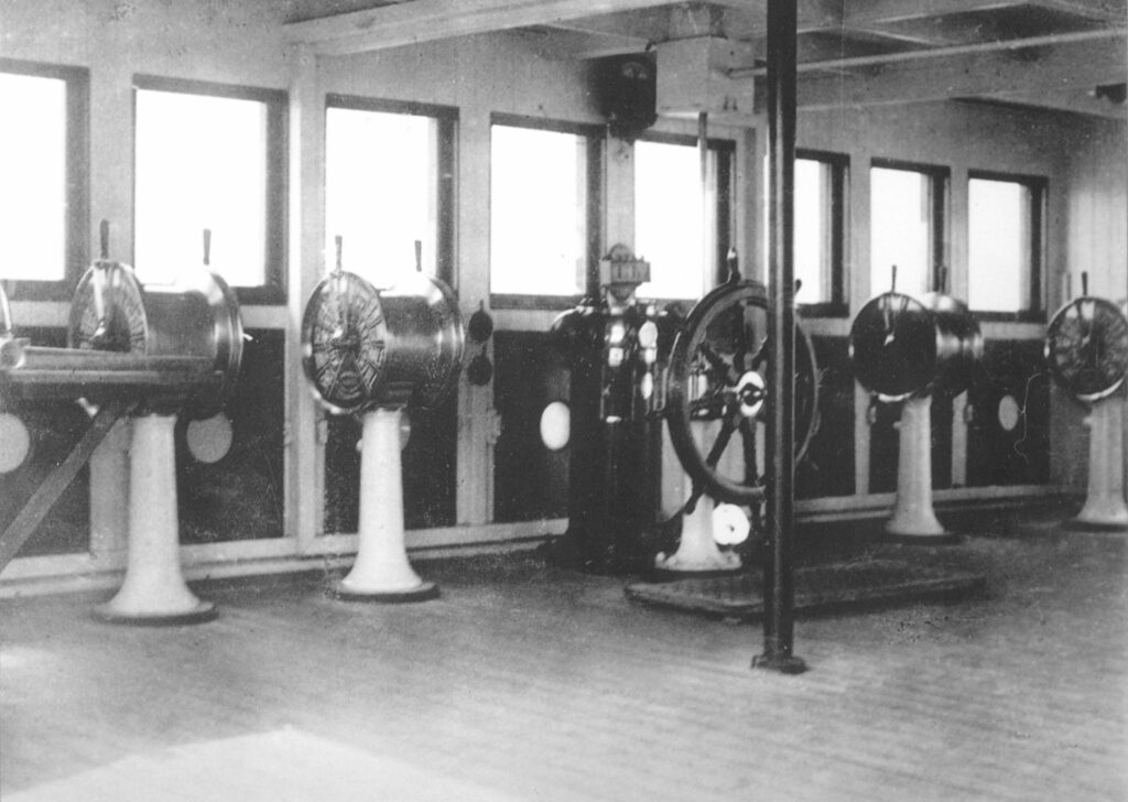 The navigation bridge of the RMS Olympic, Titanic's sister ship, was almost identical. 
