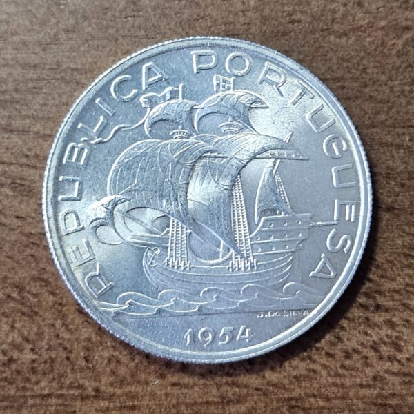 10 Escudos